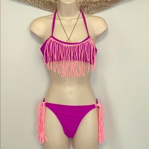 Cute fringe OP bikini 👙